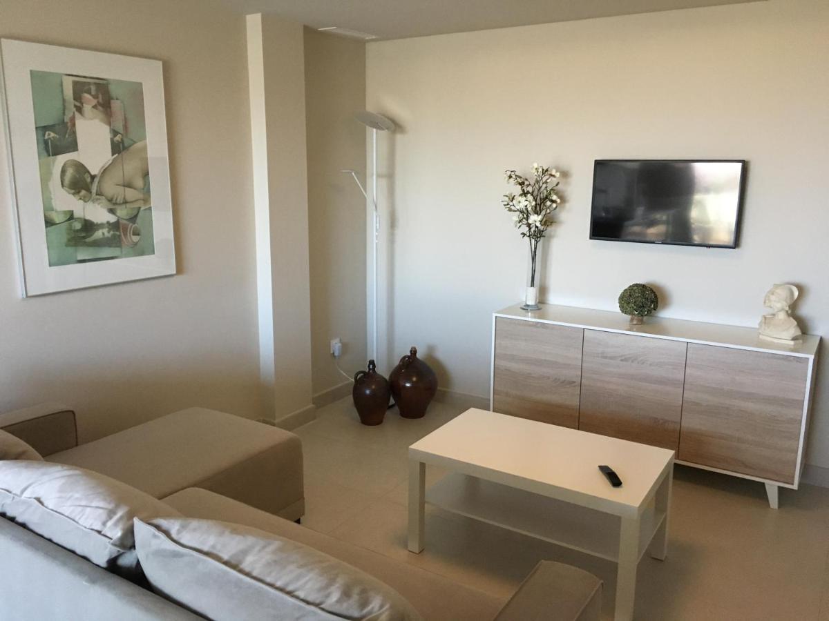 Very Beautiful Modern 2-Bed Apartment In ฮาเวอา ภายนอก รูปภาพ