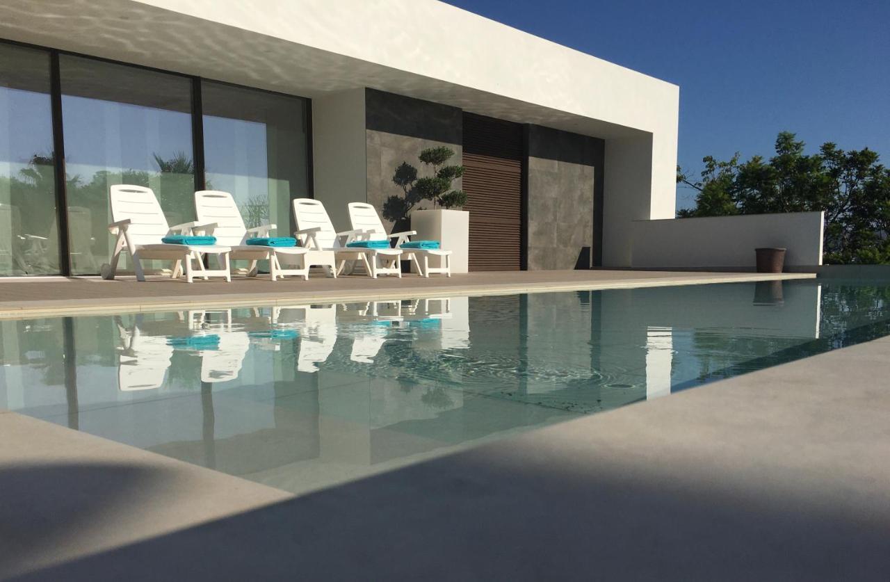 Very Beautiful Modern 2-Bed Apartment In ฮาเวอา ภายนอก รูปภาพ